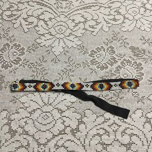 Women’s beautiful Y2k beaded belt size small